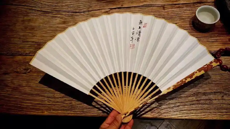 梦幻花纹梅妃折扇61经典老料