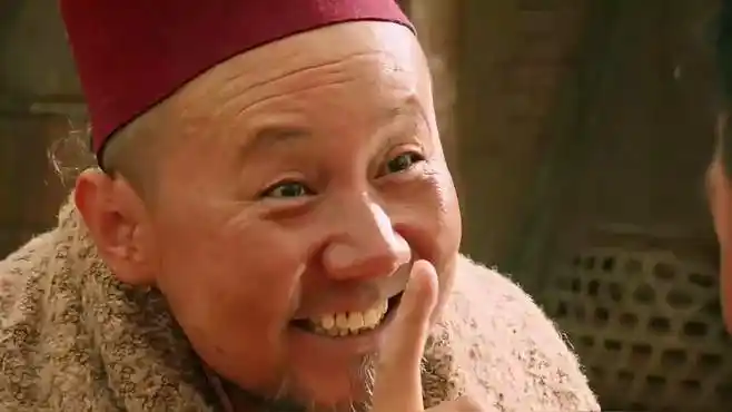 枪手:腾格尔买菜砍价的这段实在是搞笑,这才叫真正的百看不厌