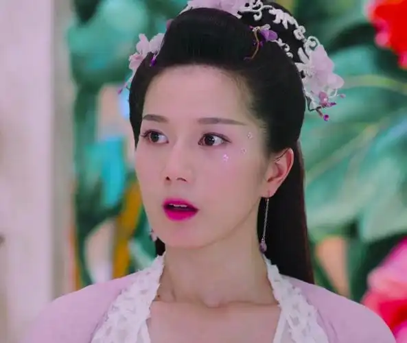 香蜜沉沉烬如霜长芳主还演过一部玄幻剧那时的颜值已是巅峰