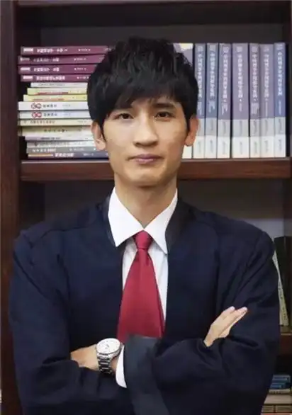 律师团队-潘杰咚