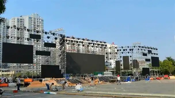 小型舞台搭建费用