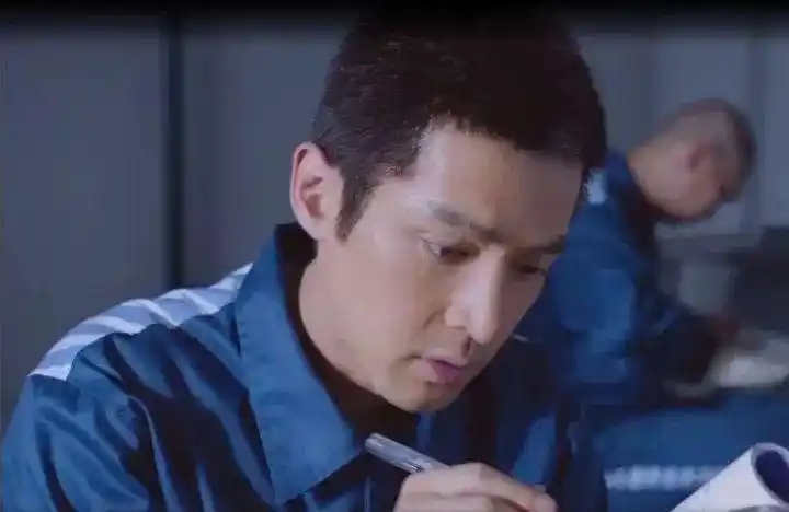 除了胡歌的《猎场》,这地方造价20亿,又要骗你进监狱!