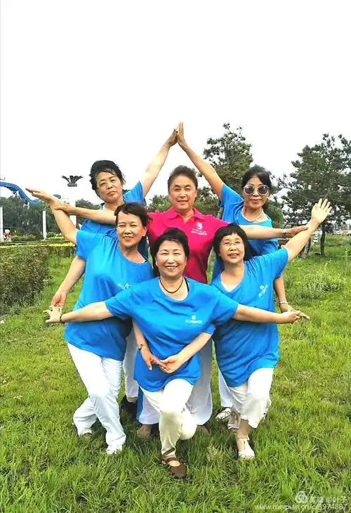 红色代表核心,六人组合成六角星状