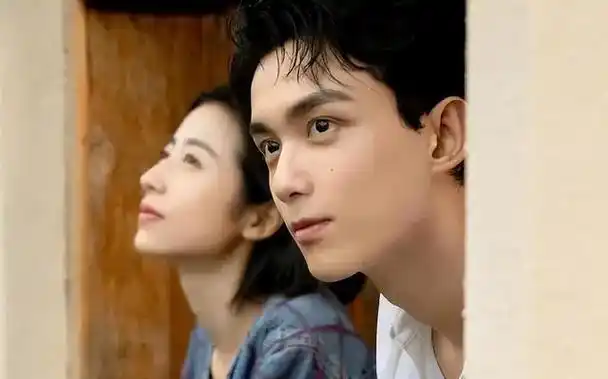 以拍戏之名吃豆腐23岁吴磊拍床戏给内娱油腻男星狠狠上了一课