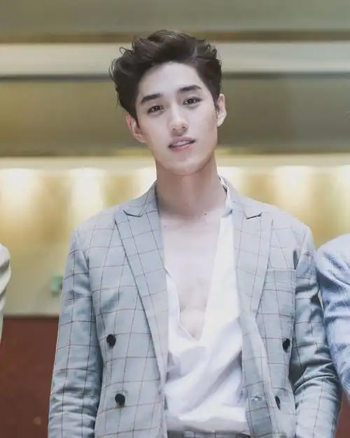 屁tor   不说话没人觉得是泰国人系列