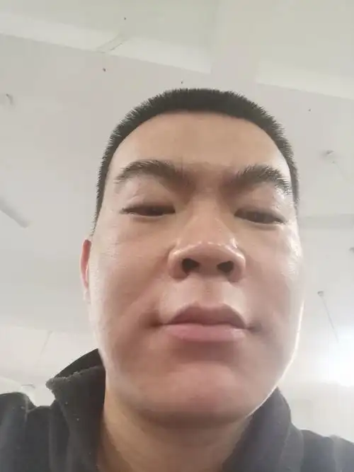 有没有长得丑的男生照片分享一下我想知道什么样算丑