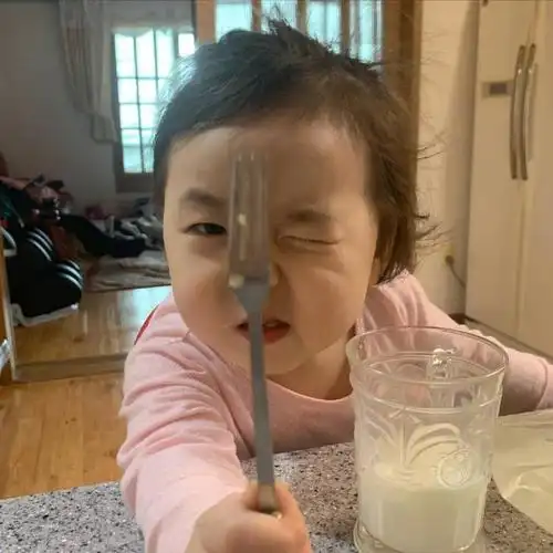 黄夏温搞怪图片头像