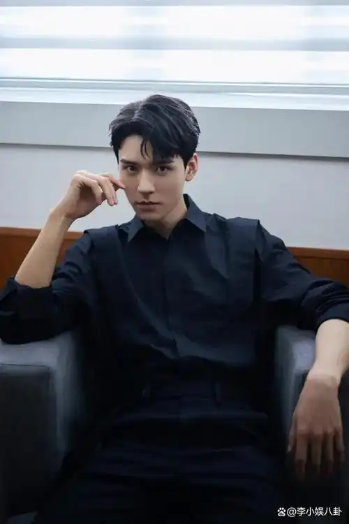 看似"样样通",实则"样样松",肖战的大智若愚,龚俊该学学了