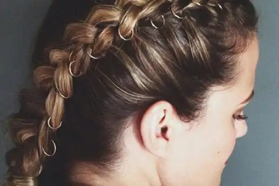 马尾麻花辫怎么扎好看马尾麻花辫适合什么年龄