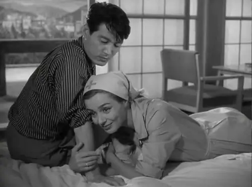 电影《广岛之恋》剧照