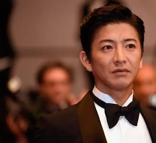 51岁木村拓哉沉稳帅气,和工藤静香甜蜜相守23年,女儿长得很像他|结婚