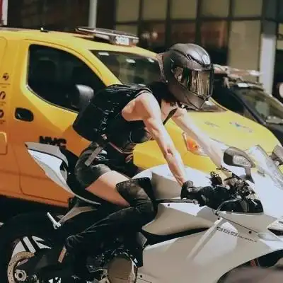 好看的女生头像真人照片精选119张