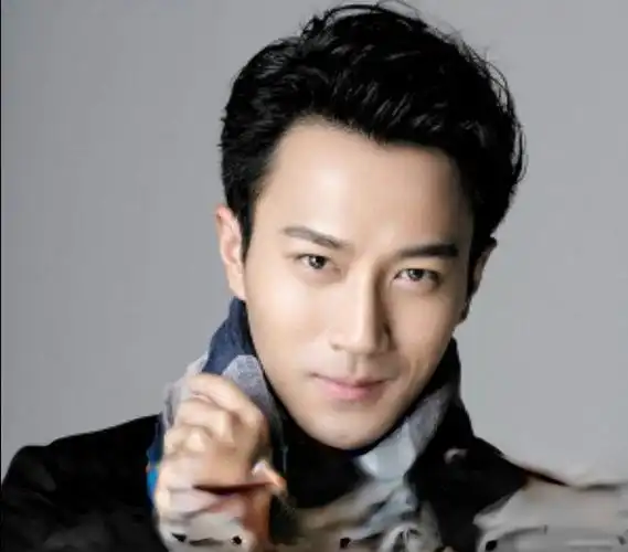 男明星帅气发型图片看帅哥都扎什么发型