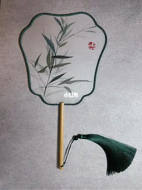 期待夏天#扇子  #手绘  #古风折扇