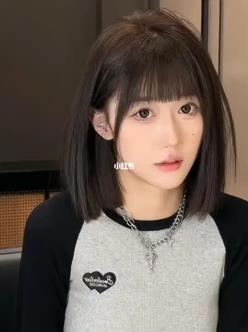 满满的初恋感短发后悔没早点剪成都理发