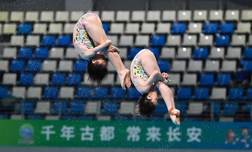 跳水青年组女子双人跳台预赛赛况