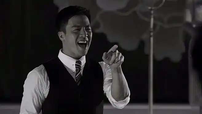 恶战:安志杰跑到上海滩去了,结果又是当黑佬大