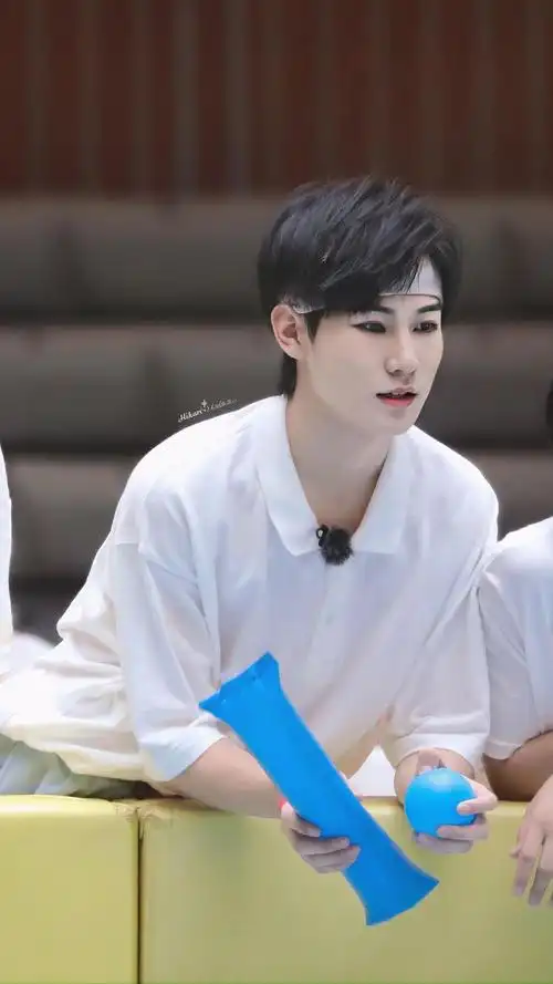 《张真源帅》来自:痞猫2021-07-22 18:30:27