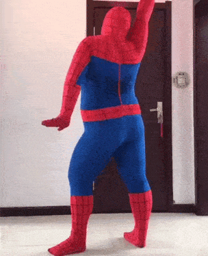 搞笑gif:男人梦寐以求的身材和脸蛋——凑一块儿了