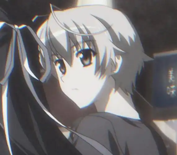 黑白丧系情侣头像我不爱你了换句话说我不想委屈自己了