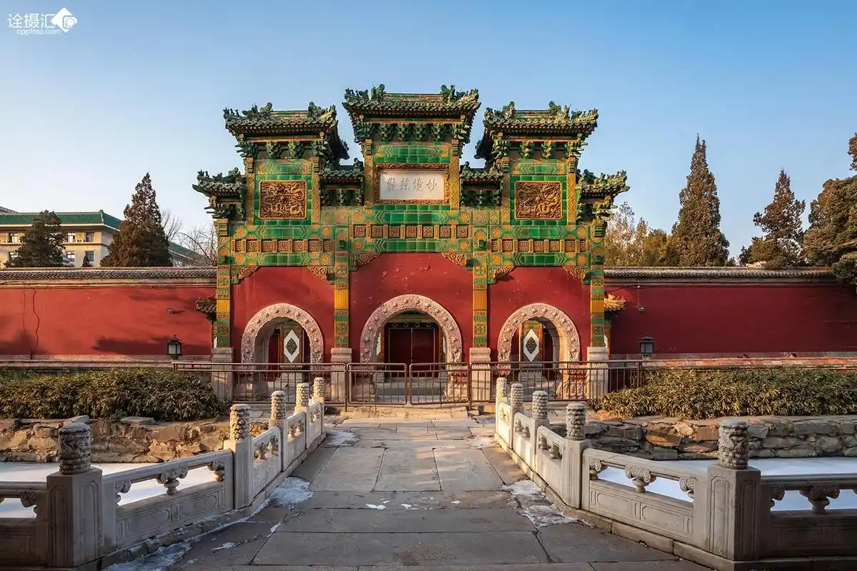 北海公园小西天牌楼