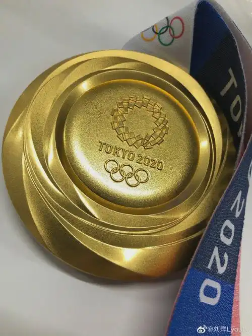奥运会的历届奖牌设计