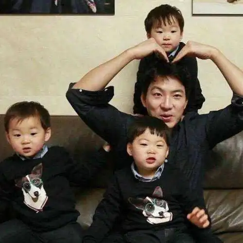 韩国演员宋一国.