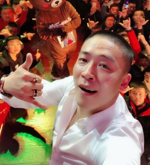 刘一手正式回归yy,表态永不会停播,4月12日将举办生日会