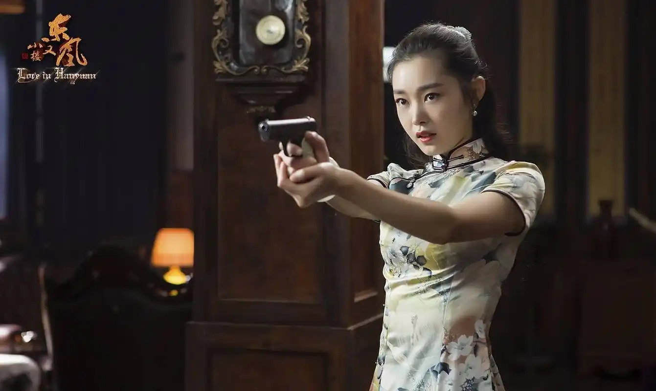 新生代小花宋轶旗袍的最美演绎者