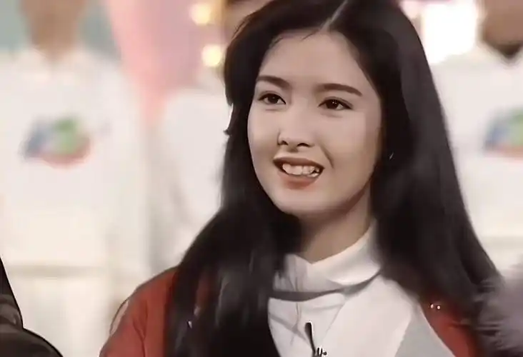 美而不自知的女星,只服这3位,难怪郝蕾说美人不自知才是真美人_周慧敏