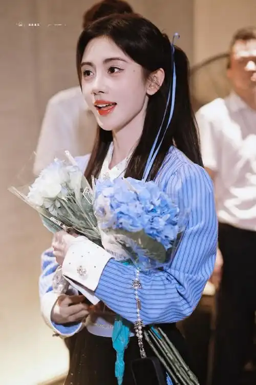 鞠婧祎0618生日快乐