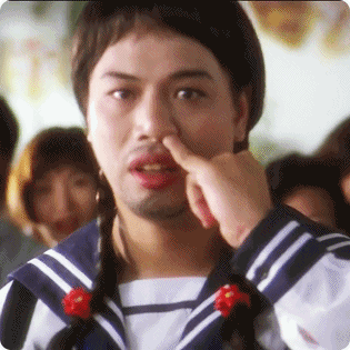 此时周星驰电影中的丑角,出现最多的就是李健仁扮演的如花.