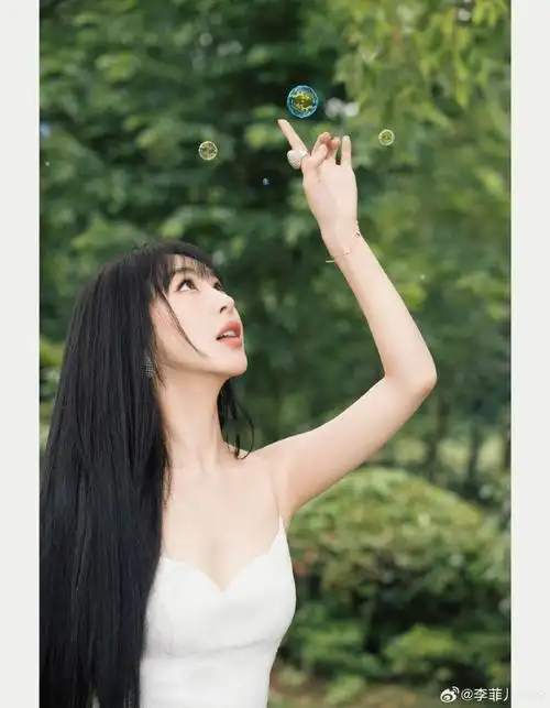 李菲儿超话绿野寻踪95#菲林日记