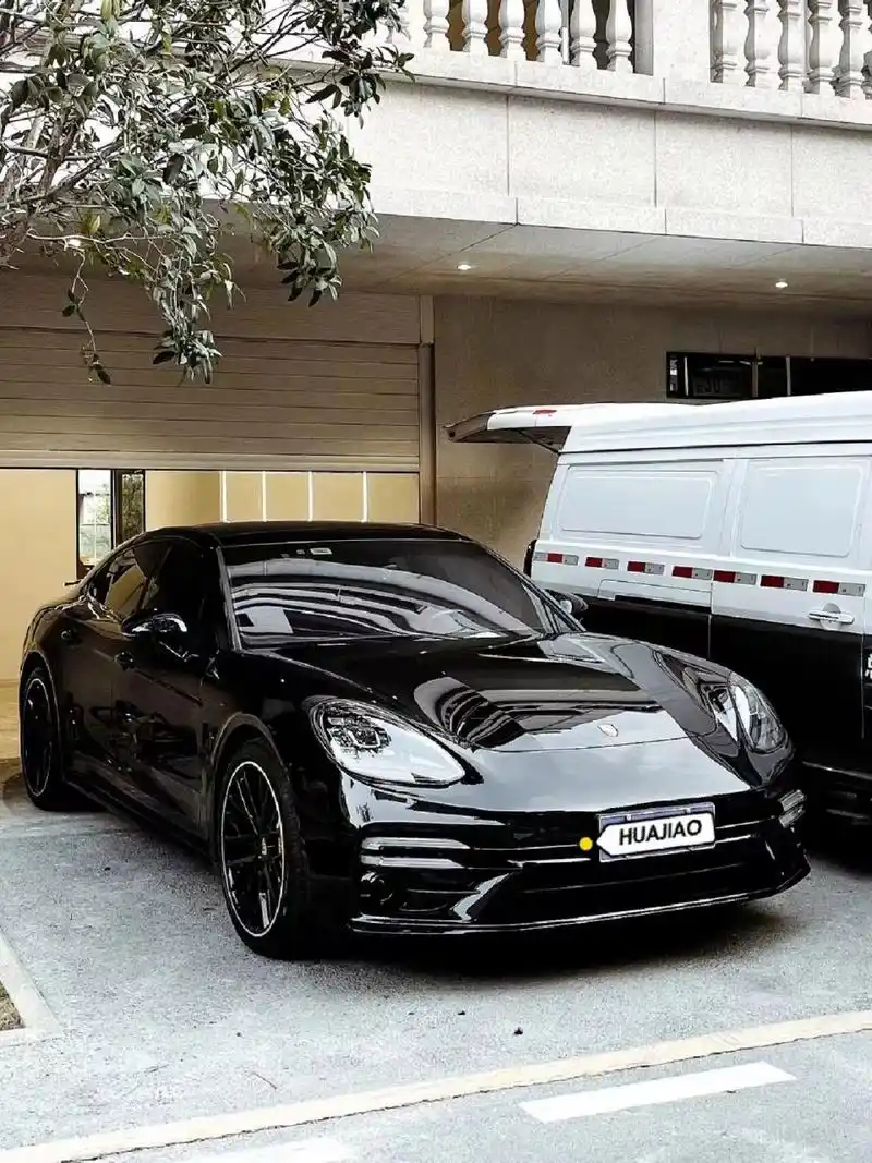 帕拉梅拉脱变turbo s黑武士 不得不说真的帅了,给人的视觉冲击高真的