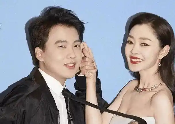 郭麒麟的两个"绯闻女友"回应,郭德纲和于谦看了都会笑出声_蒋依依