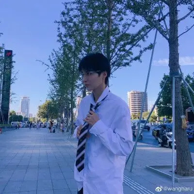 hlt男团 肉肉原图指路 hlt肉肉(微博)