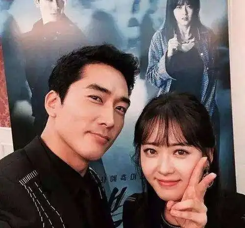 宋承宪新女友系全球美女第十一位,神仙姐姐刘亦菲不敌"新欢"?