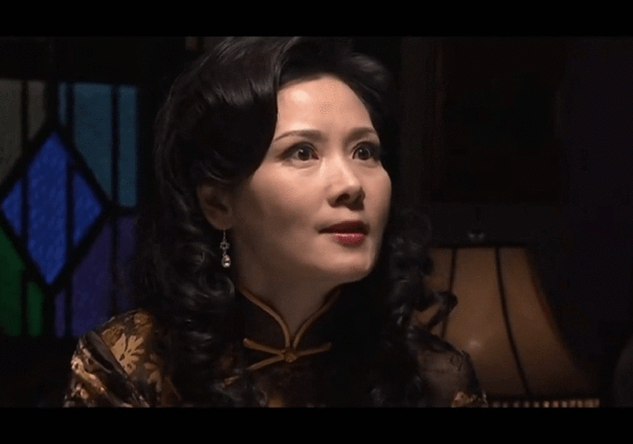 不允许有人没看过何赛飞《纸醉金迷》发癫名场面