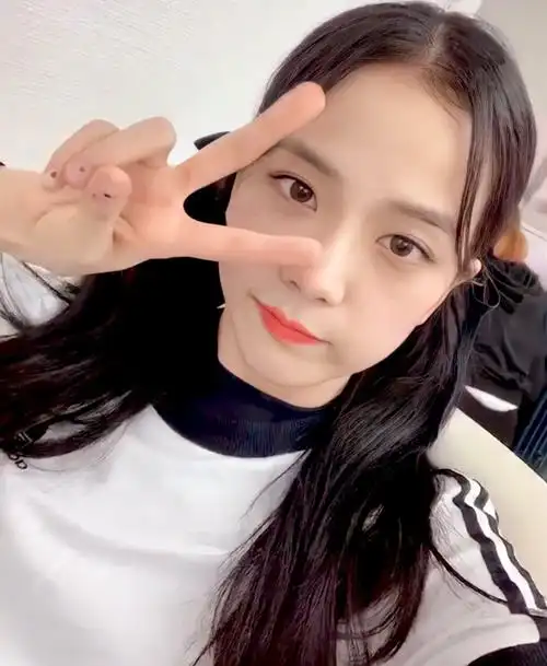 jisoo 双马尾 runningman