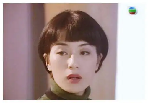 香港90年代诞生很多短发女神,袁洁莹陈法蓉周海媚,个个都帅美!