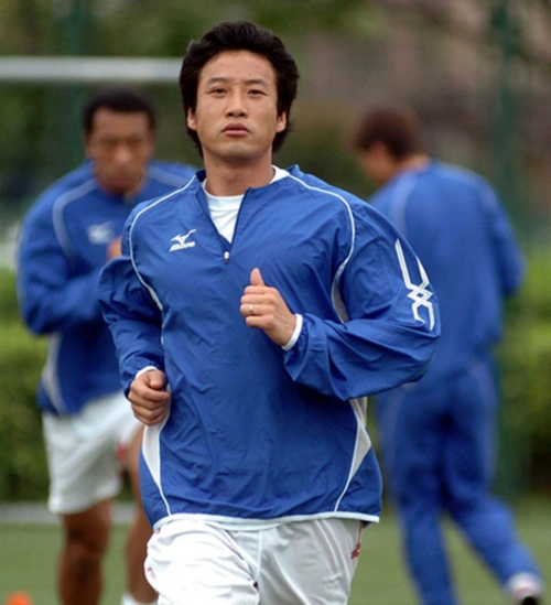 中超勿忘川足灵猫邹侑根,职业赛场活化石