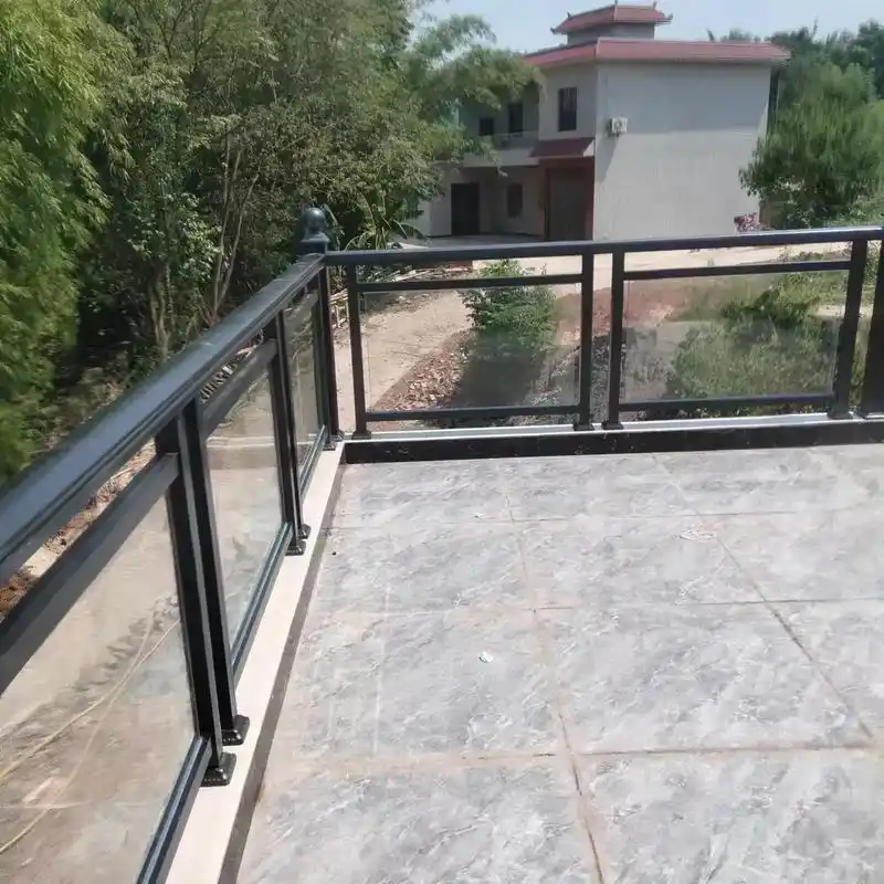 室外玻璃栏杆合集你需要的室外玻璃栏杆在我们家都能够找到