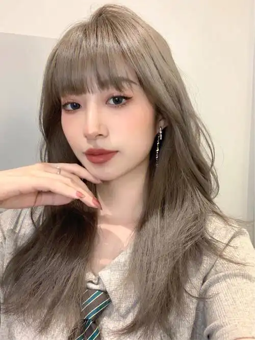 2021最适合夏天染的仙女发色米灰