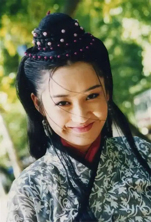 "天生媚骨"许晴:与陈凯歌有染,恋上过王志文,如今仍未婚未育