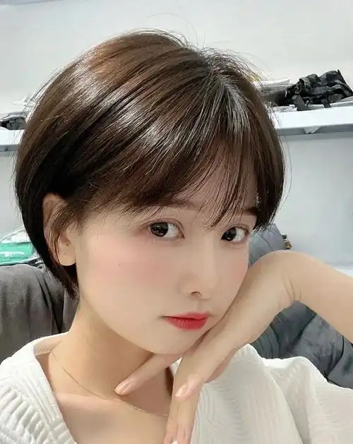 96减龄瘦脸的青春短发,妹妹头