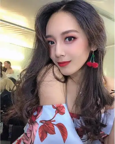 非诚勿扰杨若男忠实粉丝上线女神终于要被牵走了