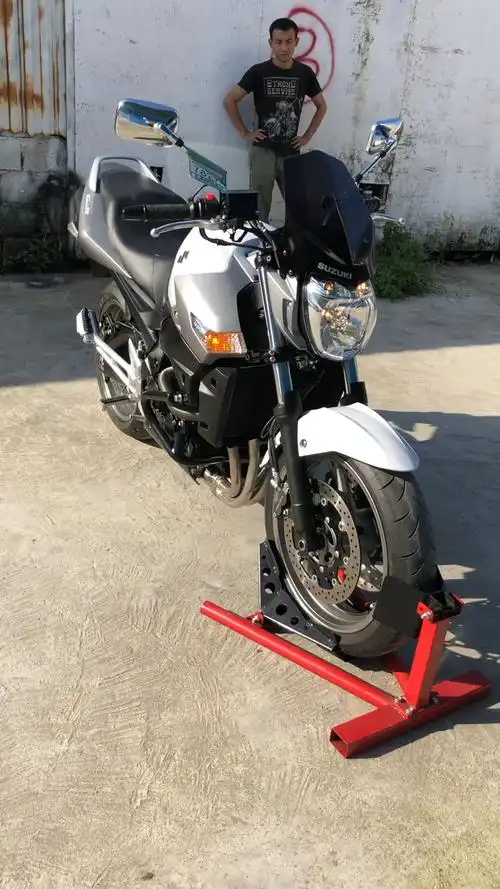 2014年铃木bk400