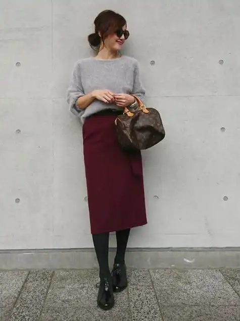 六种颜色搭配"酒红色"装扮!适合成人的穿衣搭配