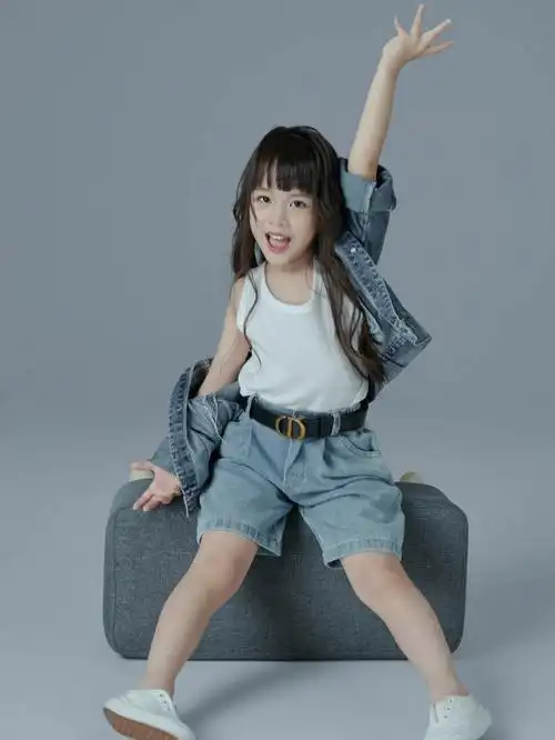 带你看100组简约风宝宝照|可甜可酷儿童写真