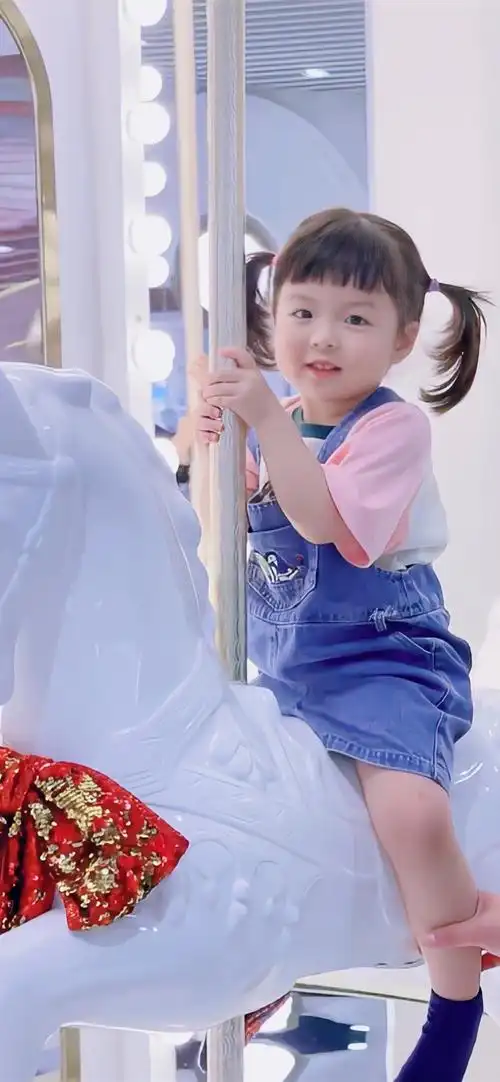 丸子妹壁纸情侣壁纸萌娃壁纸